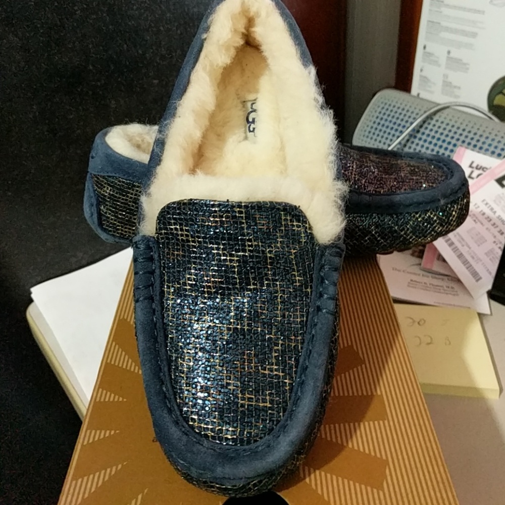 Slippers